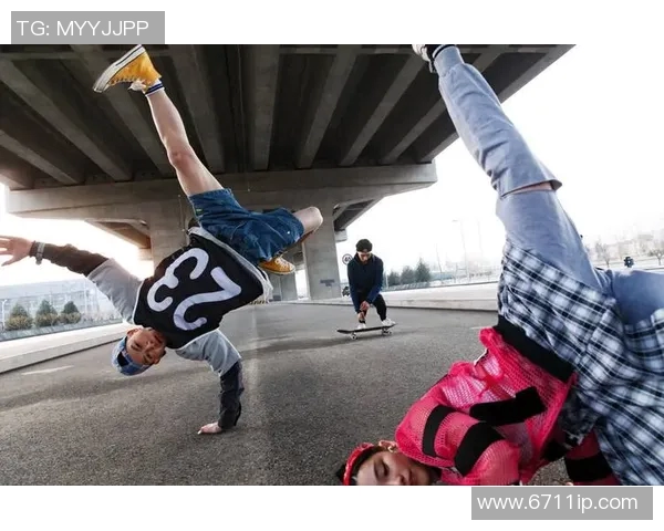 武汉滑板队在世界街舞大赛中的力量与激情展现全场瞩目 武汉滑板队在世界街舞大赛中的力量与激情展现全场瞩目