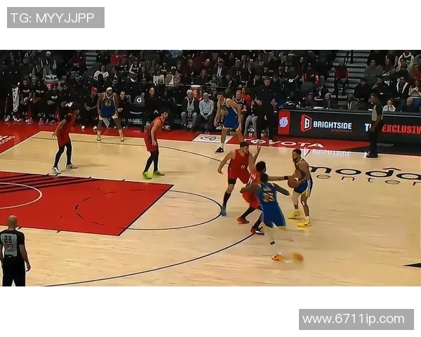 勇士与开拓者激战四月二十日谁能在季后赛争夺中占得先机