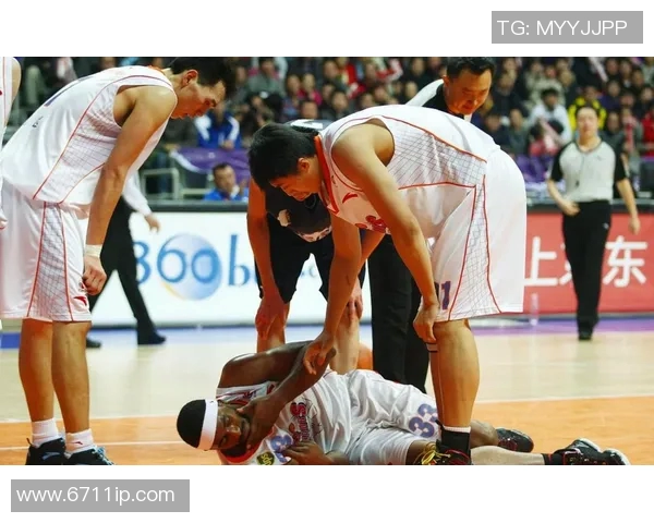 四川队与江苏队在CBA赛场的激烈对决引发球迷热议精彩瞬间回顾