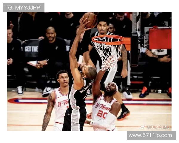 2017年季后赛火箭与马刺的激烈对决回顾与分析