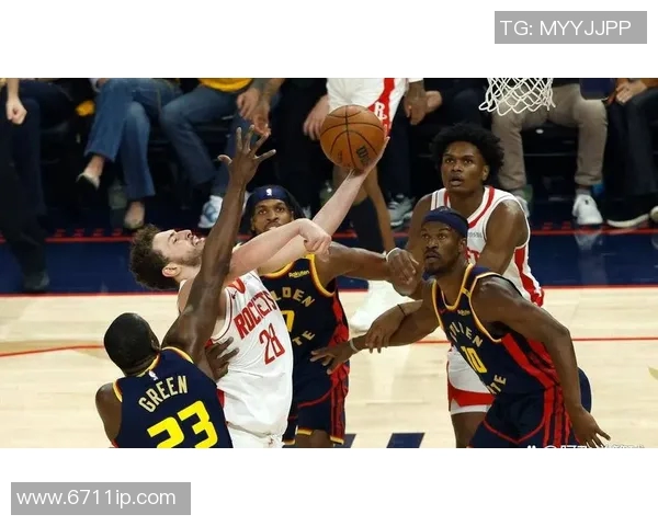 勇士与火箭西部决赛第二场激战回顾与精彩瞬间分析